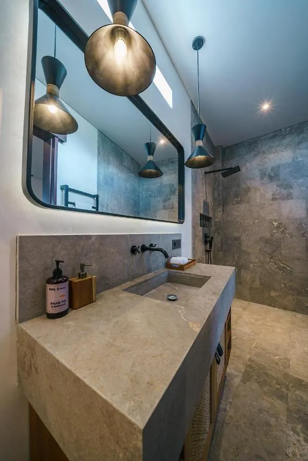 Penthouse Sunset Seabreeze - 5 Stars K Club Penthouse With Seaview Next To Finns Canggu  0*, Canggu (Bali) Indonesia