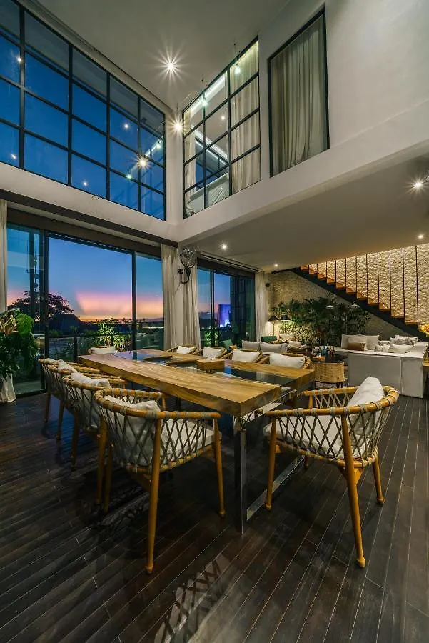 Penthouse Sunset Seabreeze - 5 Stars K Club Penthouse With Seaview Next To Finns Canggu  Apartment