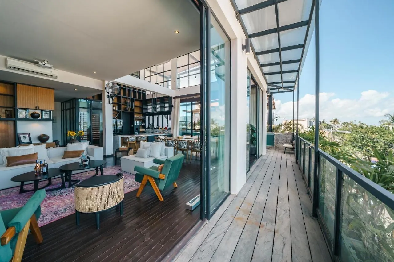 Apartment Penthouse Sunset Seabreeze - 5 Stars K Club Penthouse With Seaview Next To Finns Canggu  Indonesia