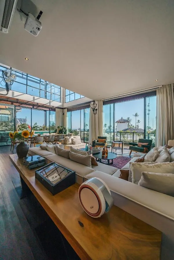 Penthouse Sunset Seabreeze - 5 Stars K Club Penthouse With Seaview Next To Finns Canggu  Canggu (Bali)