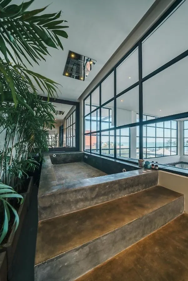 Penthouse Sunset Seabreeze - 5 Stars K Club Penthouse With Seaview Next To Finns Canggu  Apartment
