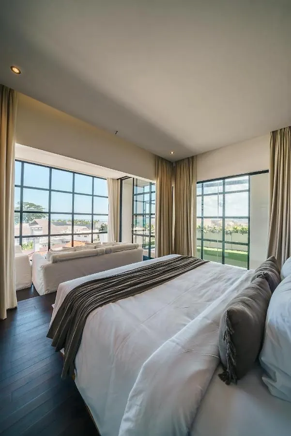 Apartment Penthouse Sunset Seabreeze - 5 Stars K Club Penthouse With Seaview Next To Finns Canggu  Indonesia