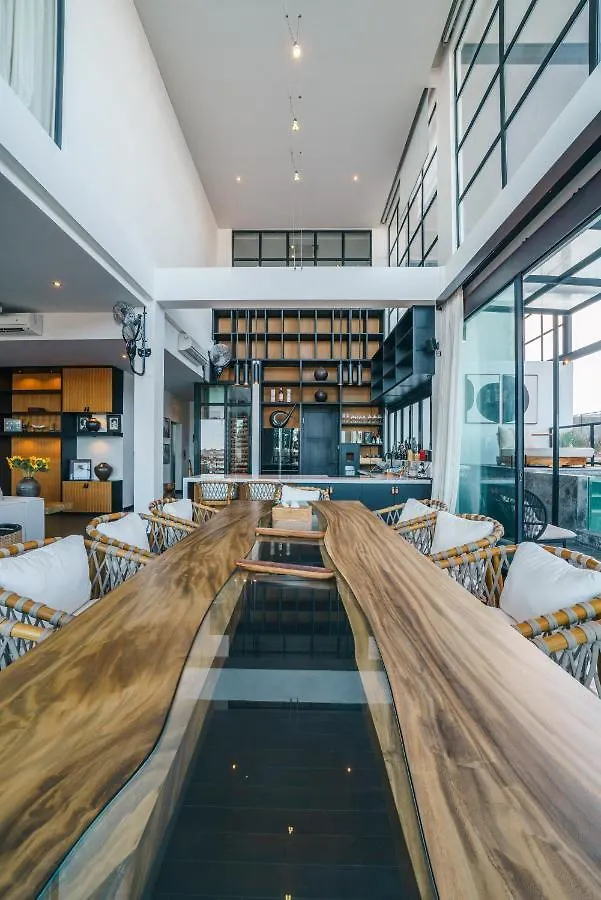 Penthouse Sunset Seabreeze - 5 Stars K Club Penthouse With Seaview Next To Finns Canggu  0*, Canggu (Bali) Indonesia