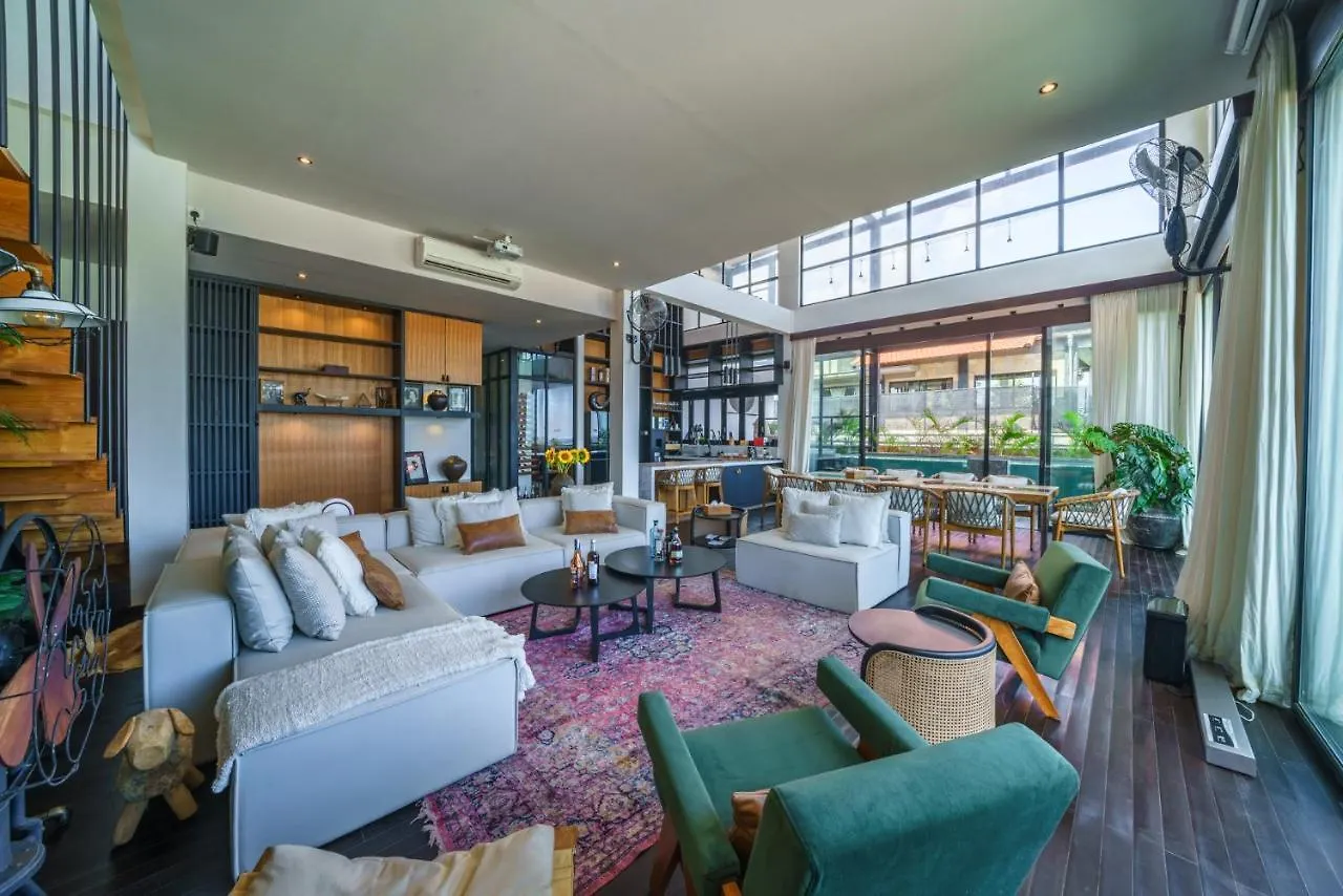 Penthouse Sunset Seabreeze - 5 Stars K Club Penthouse With Seaview Next To Finns Canggu  0*, Canggu (Bali)