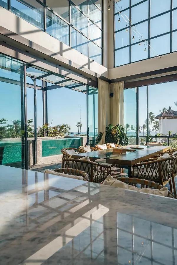Apartment Penthouse Sunset Seabreeze - 5 Stars K Club Penthouse With Seaview Next To Finns Canggu